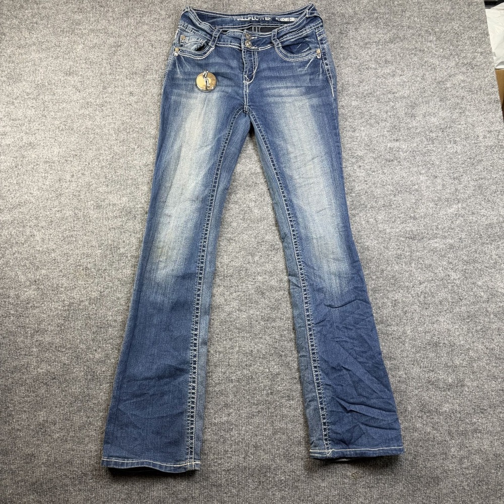 Wallflower‎ Instastretch Luscious Curvy Bootcut Jeans Women's 3 Low Rise - 26X31